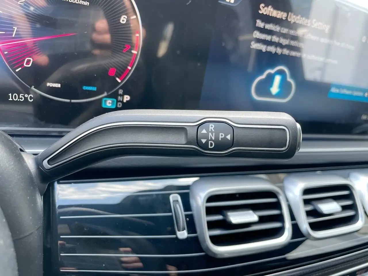 Mercedes-Benz GLE снимка Mercedes-Benz GLE