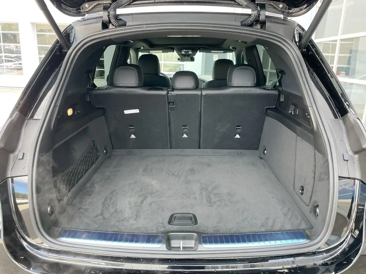 Mercedes-Benz GLE снимка Mercedes-Benz GLE