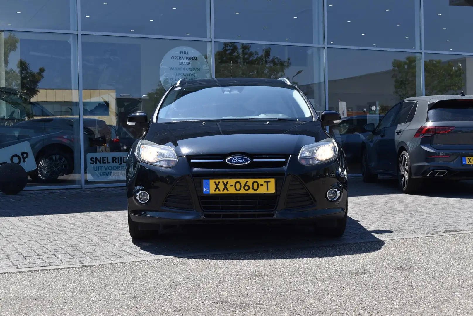 Ford Focus Wagon 1.0 EcoBoost Edition Plus | Climate Control Zwart - 2