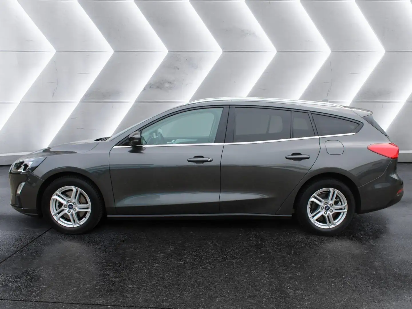 Ford Focus Turnier Cool & Connect - Winter-Paket Gris - 2