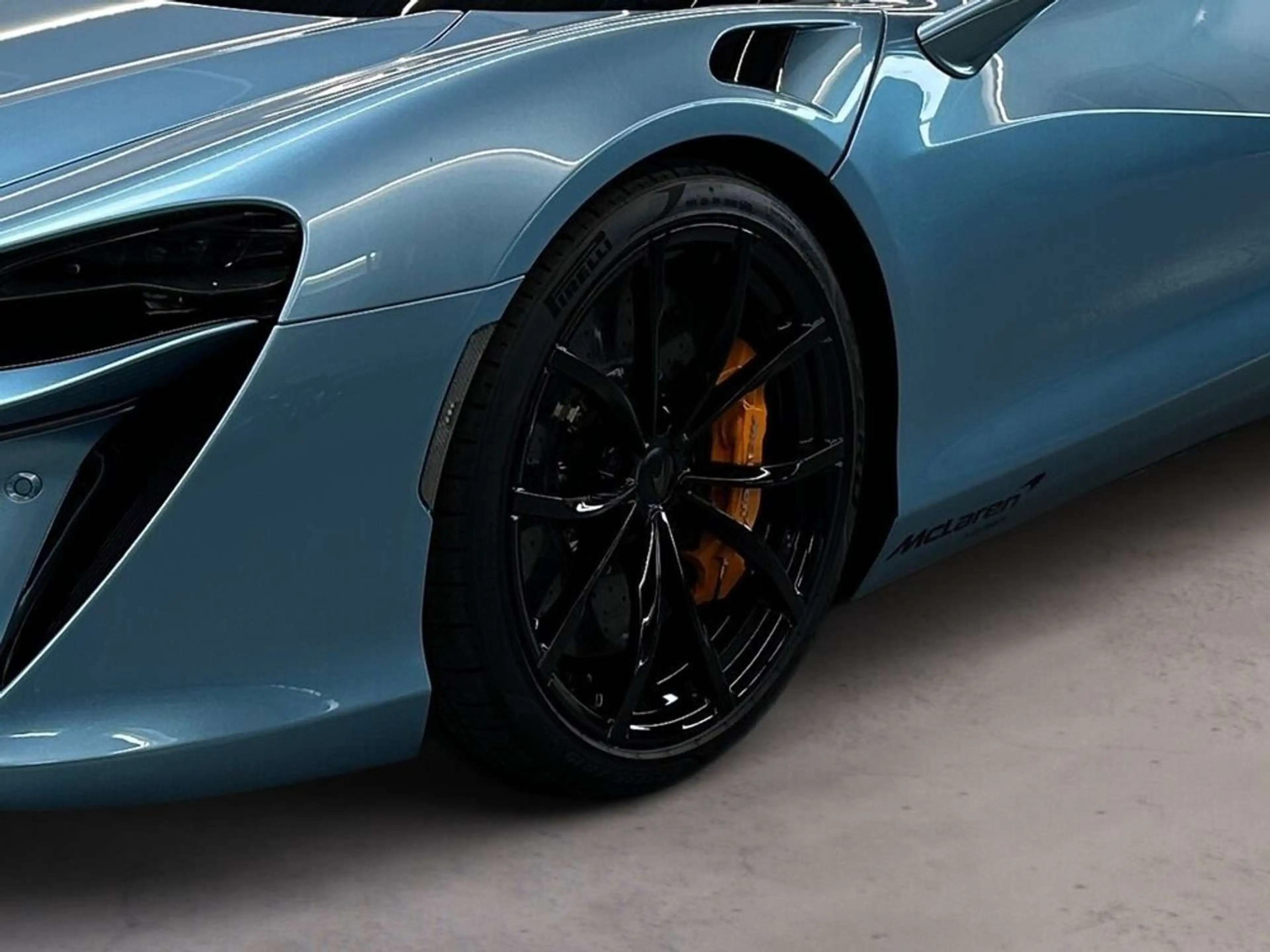 McLaren Artura Artura Spider / MSO Steel Blue / Carbon Fibre Int. — photo 6