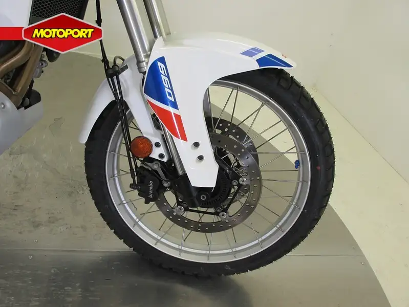 Aprilia Tuareg - foto 5