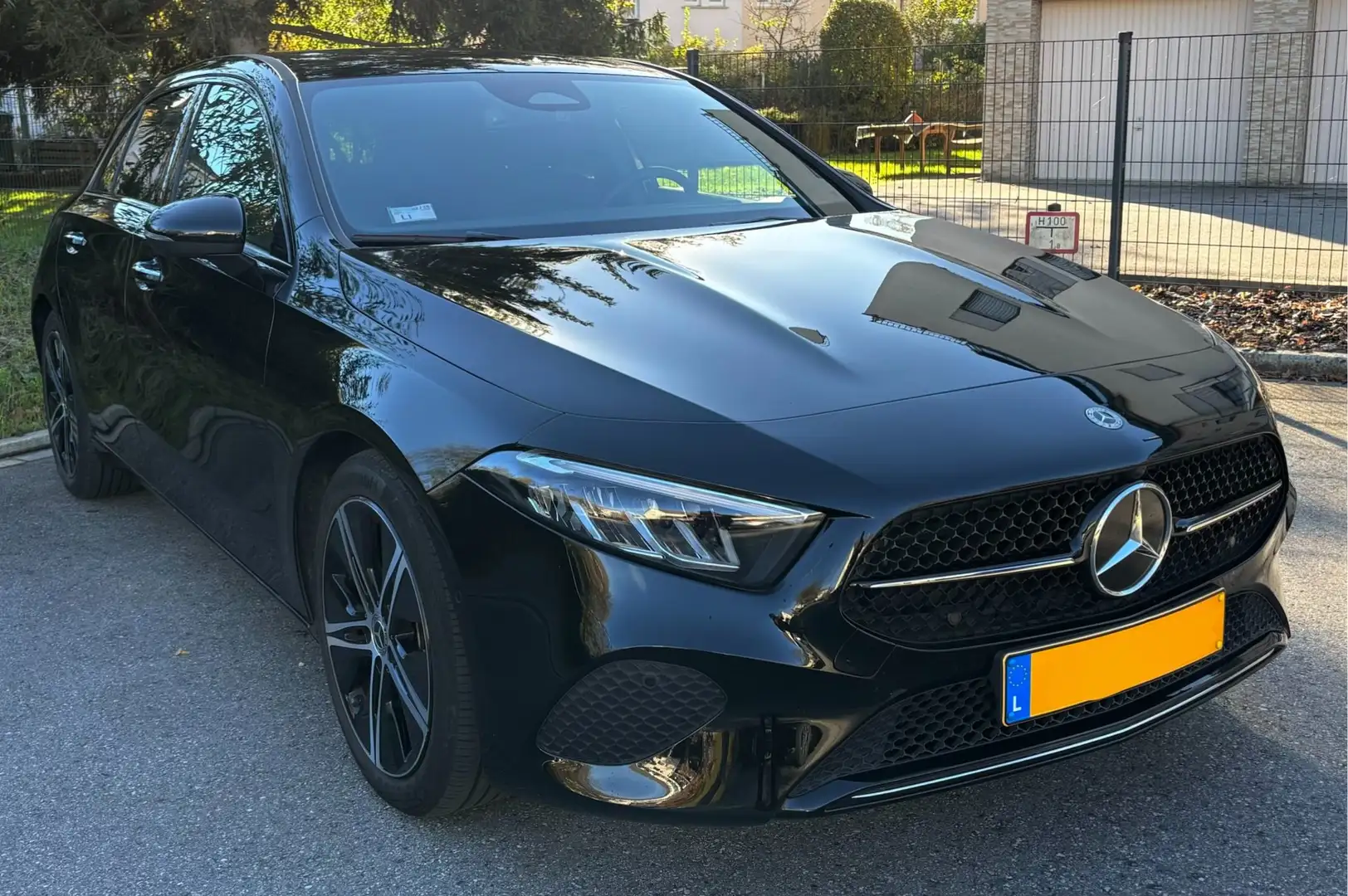 Mercedes-Benz A 200 Luxury Line Noir - 1