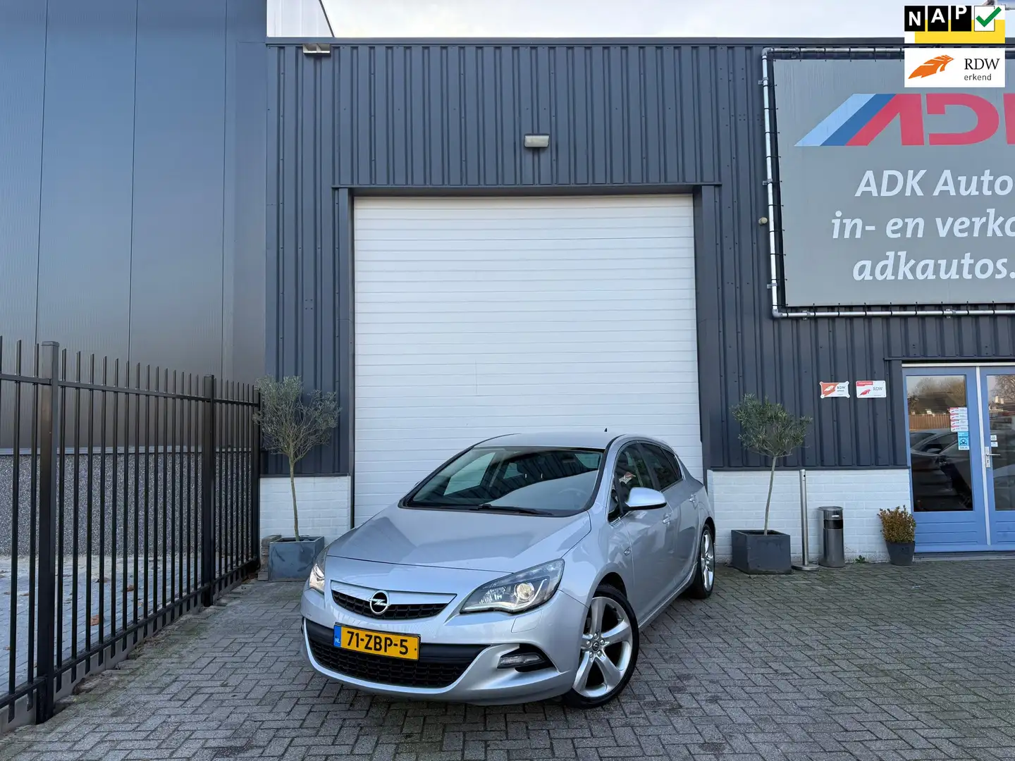 Opel Astra 1.4 Turbo GT XENON/TREKHAAK/19'/NAVI/MOOIE AUTO Gris - 1