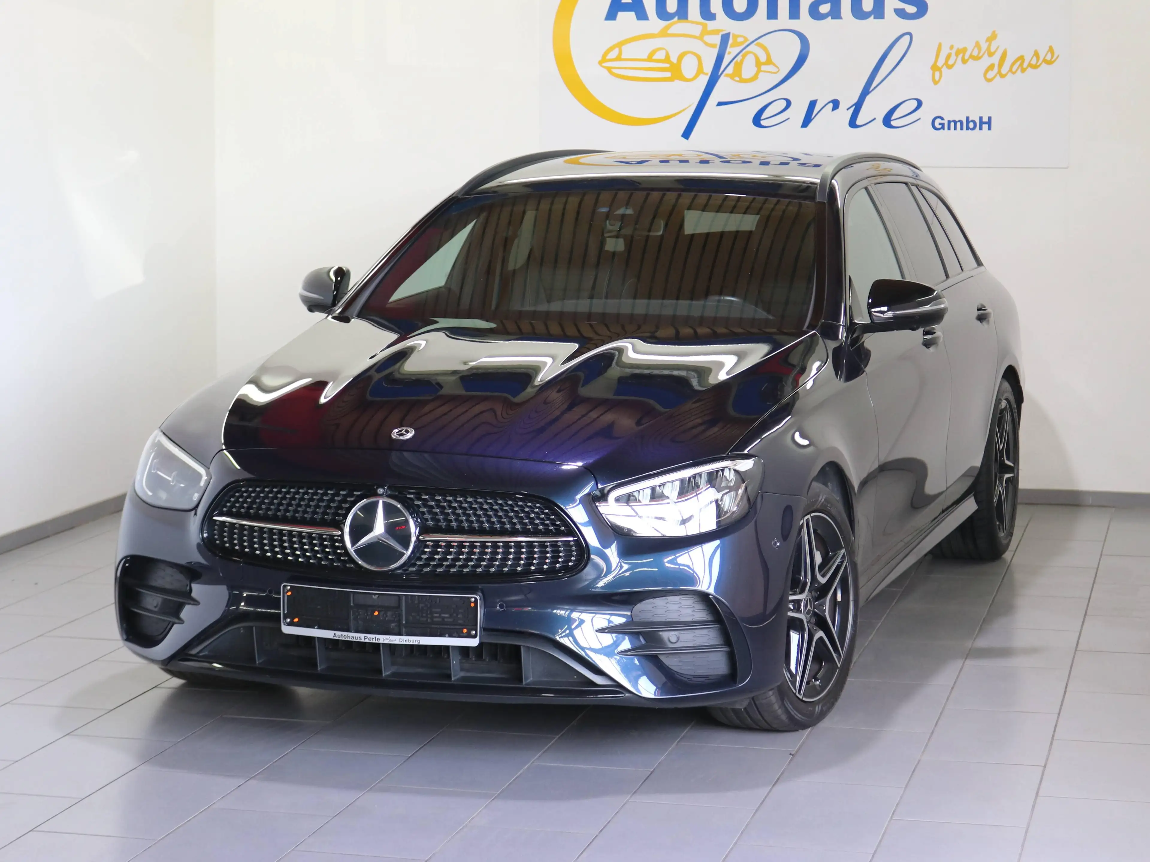 Mercedes-Benz E 400 D T 9G 4M AMG-LINE"NAPPA LEDER"BURMESTER"AHK"360"NIGHT"1.HAND — photo 2