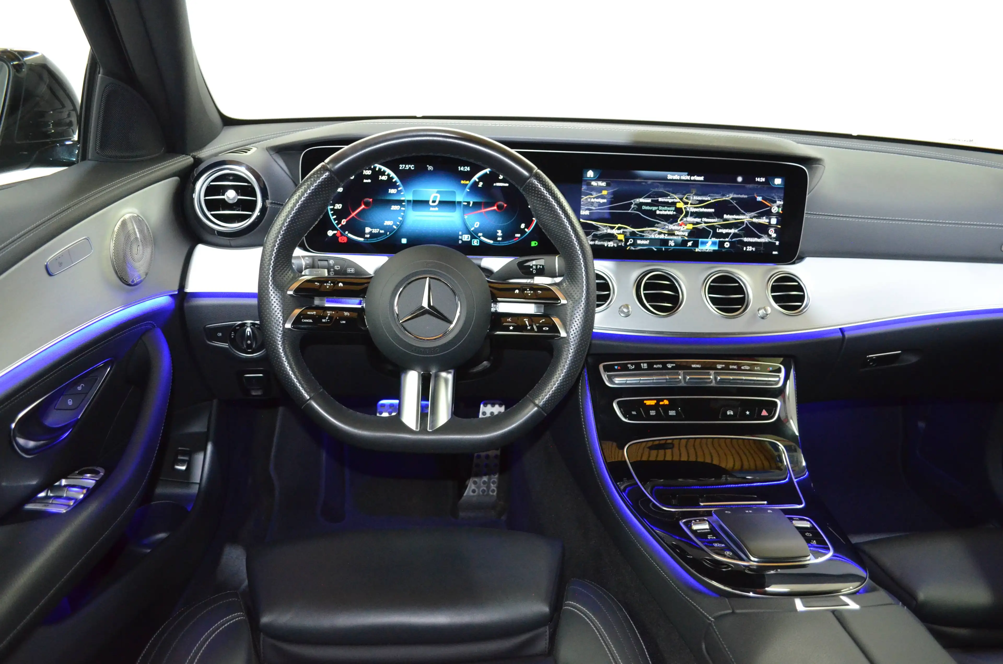 Mercedes-Benz E 400 D T 9G 4M AMG-LINE"NAPPA LEDER"BURMESTER"AHK"360"NIGHT"1.HAND — photo 10
