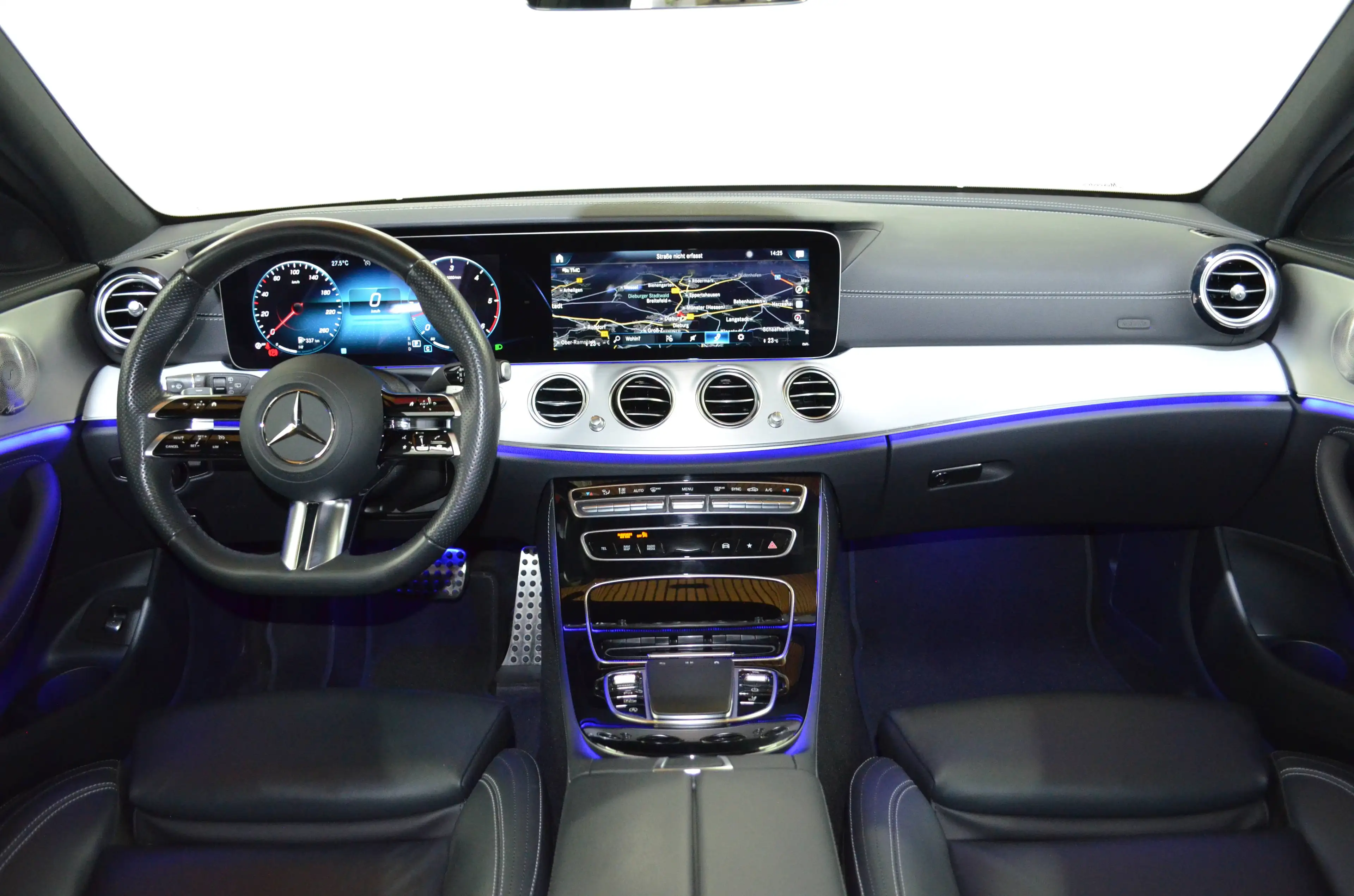 Mercedes-Benz E 400 D T 9G 4M AMG-LINE"NAPPA LEDER"BURMESTER"AHK"360"NIGHT"1.HAND — photo 7