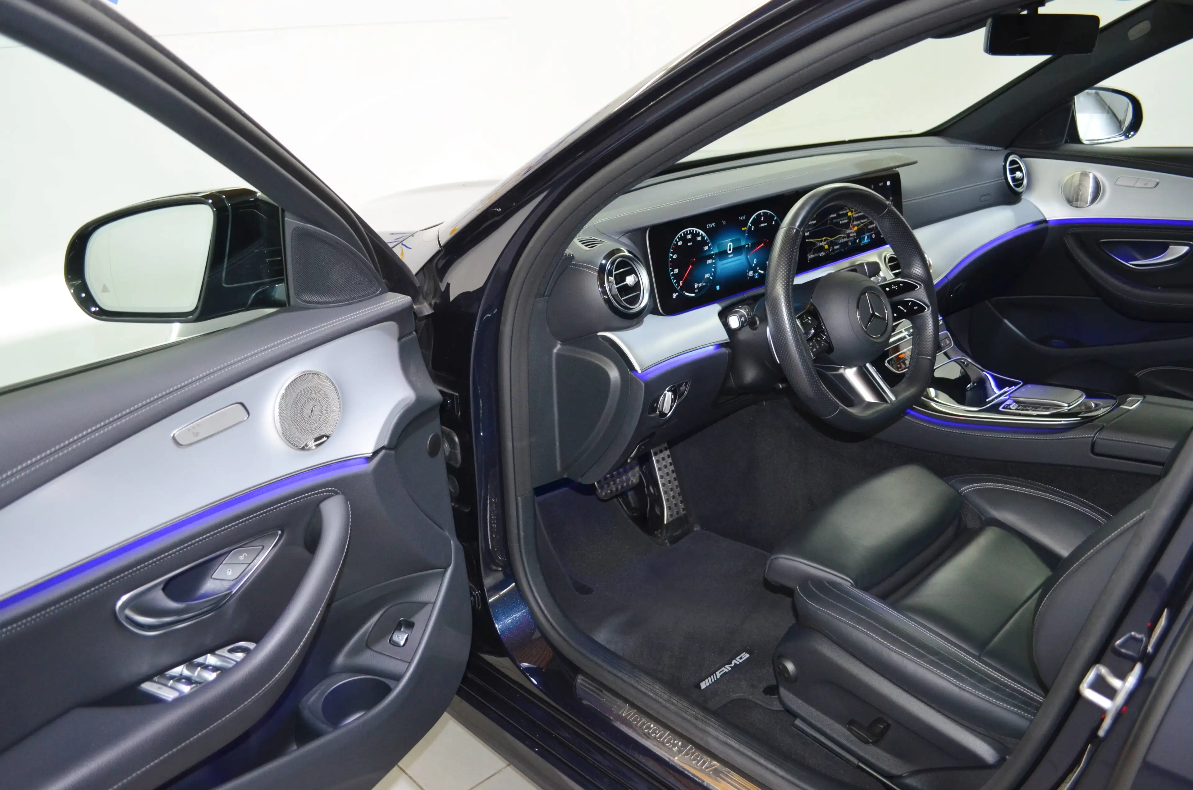 Mercedes-Benz E 400 D T 9G 4M AMG-LINE"NAPPA LEDER"BURMESTER"AHK"360"NIGHT"1.HAND — photo 8
