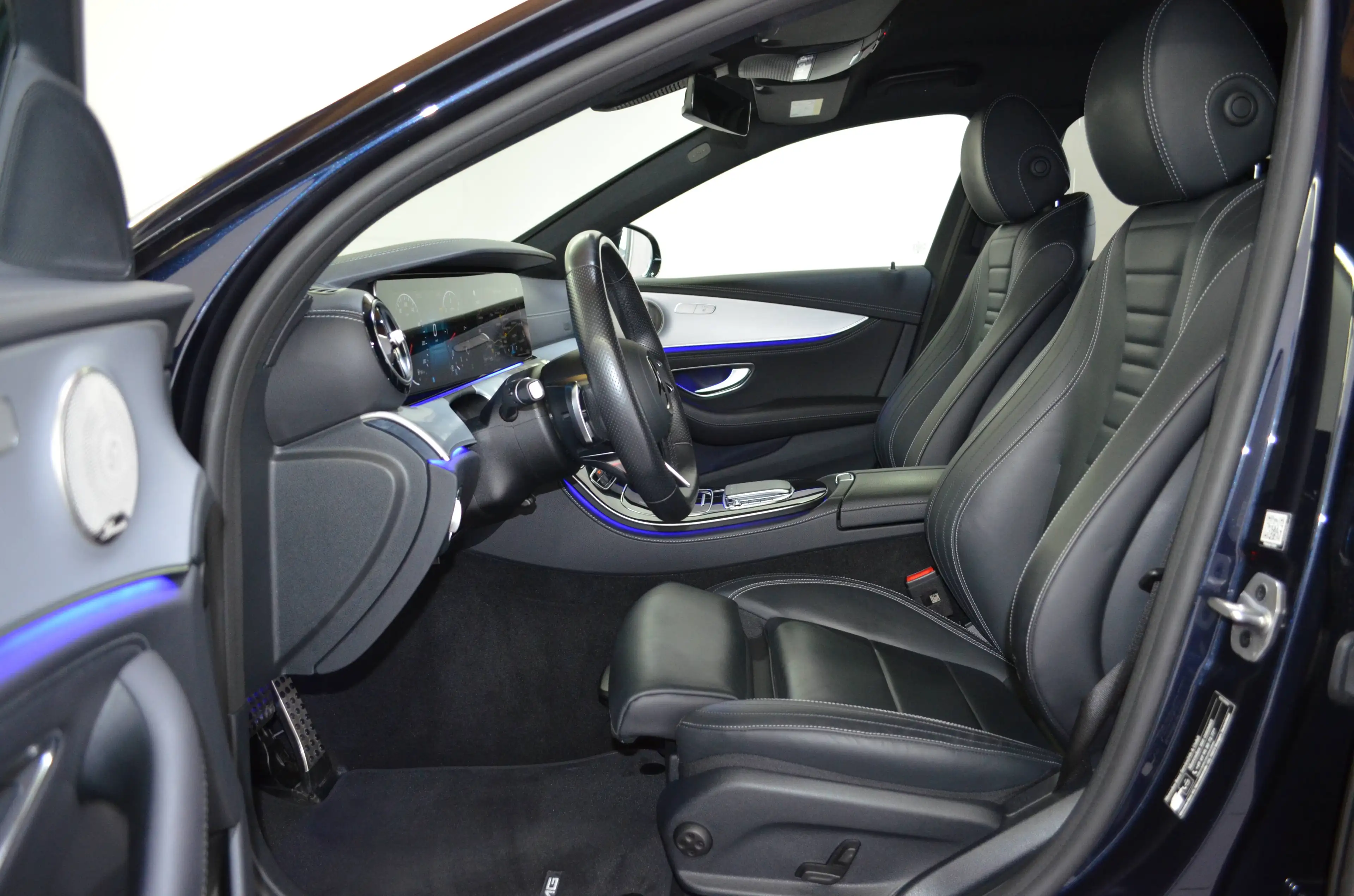 Mercedes-Benz E 400 D T 9G 4M AMG-LINE"NAPPA LEDER"BURMESTER"AHK"360"NIGHT"1.HAND — photo 9