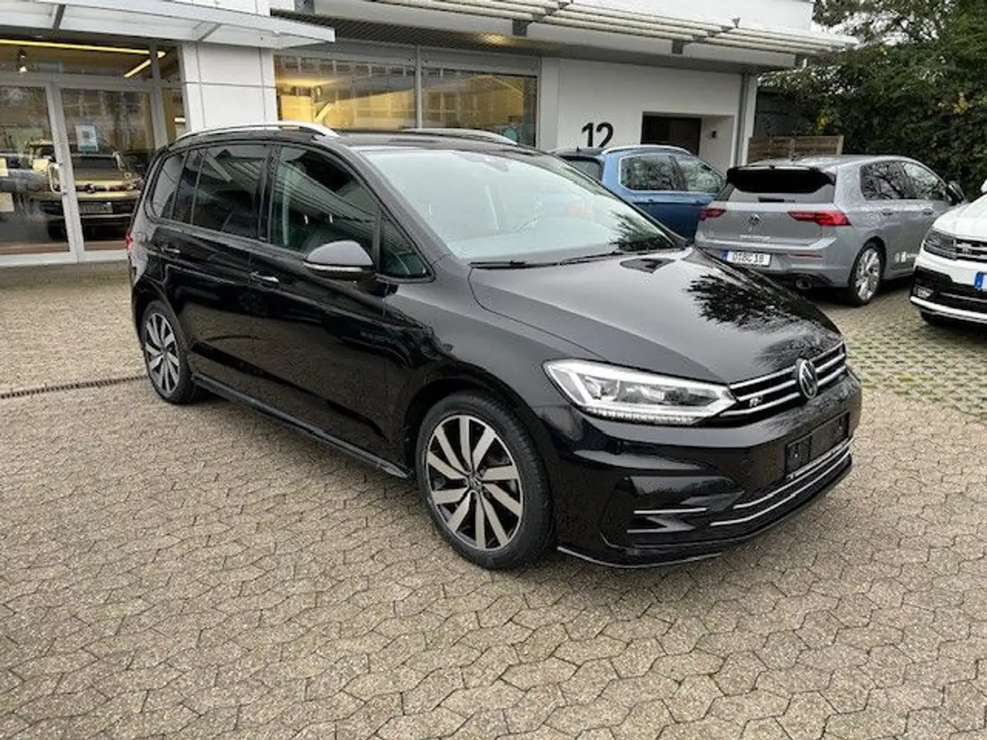 Volkswagen Touran Move R-LINE AHK 7-SITZER Schwarz - 2