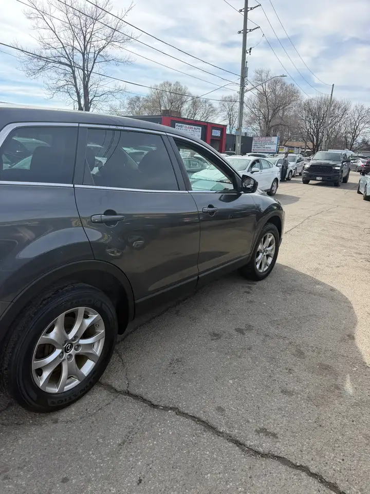 Mazda CX-9 снимка Mazda CX-9
