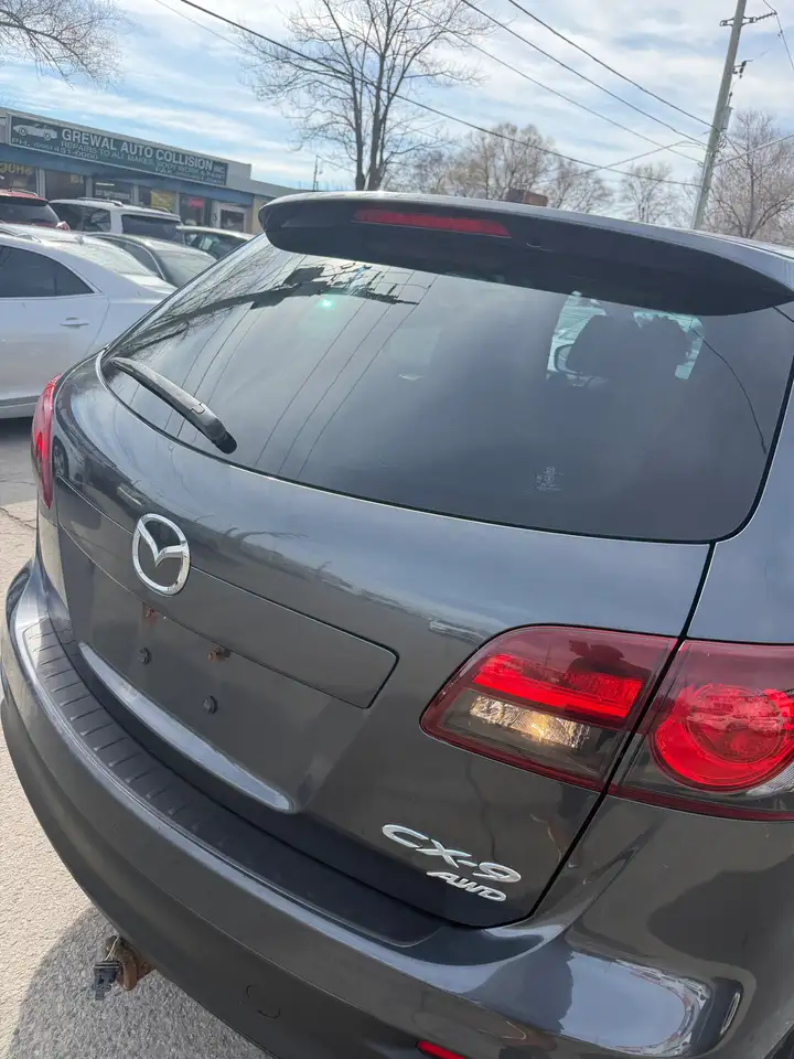 Mazda CX-9 снимка Mazda CX-9