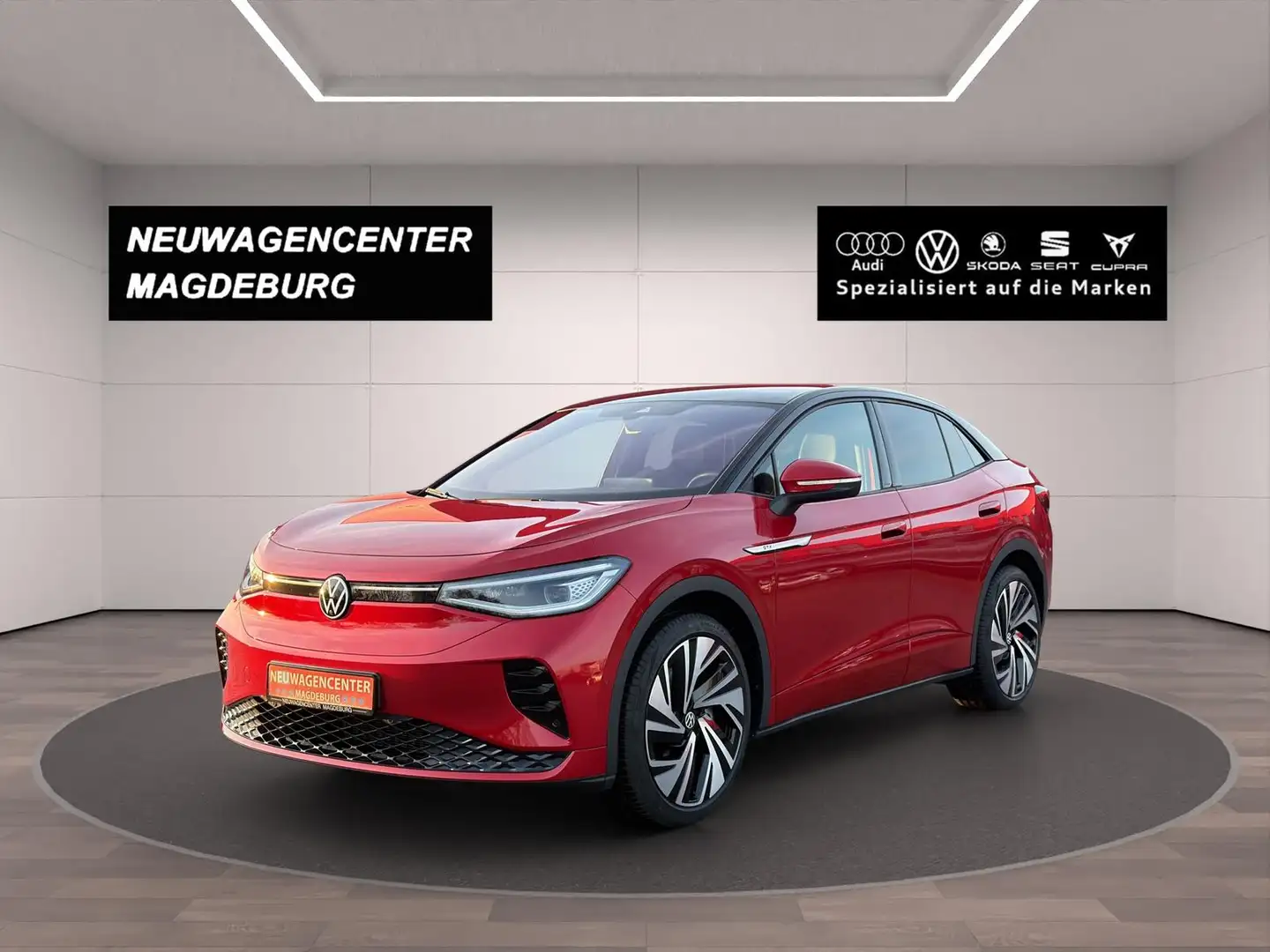 Volkswagen ID.5 GTX 220kW 4x4*VFW*AHK*WÄRMEPUMPE*NAVI*MATRIX*ACC*e Rot - 1