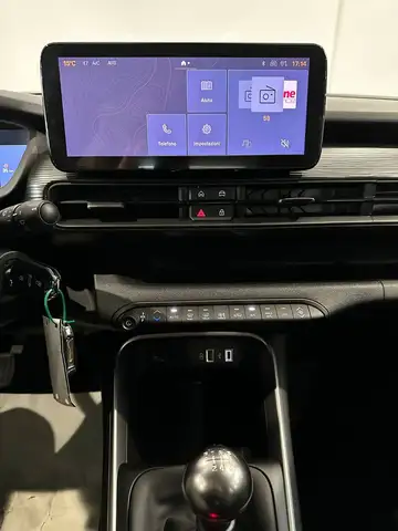 Jeep Avenger view 14