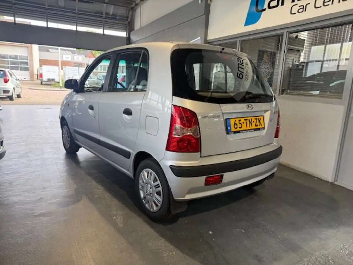 Hyundai Atos 1.1i Dynamic NW APK|Stuurbekr. Gris - 2