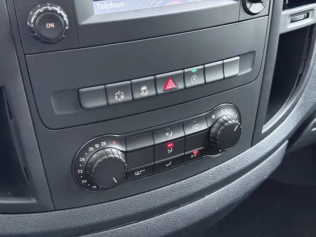 Mercedes-Benz Vito view 14