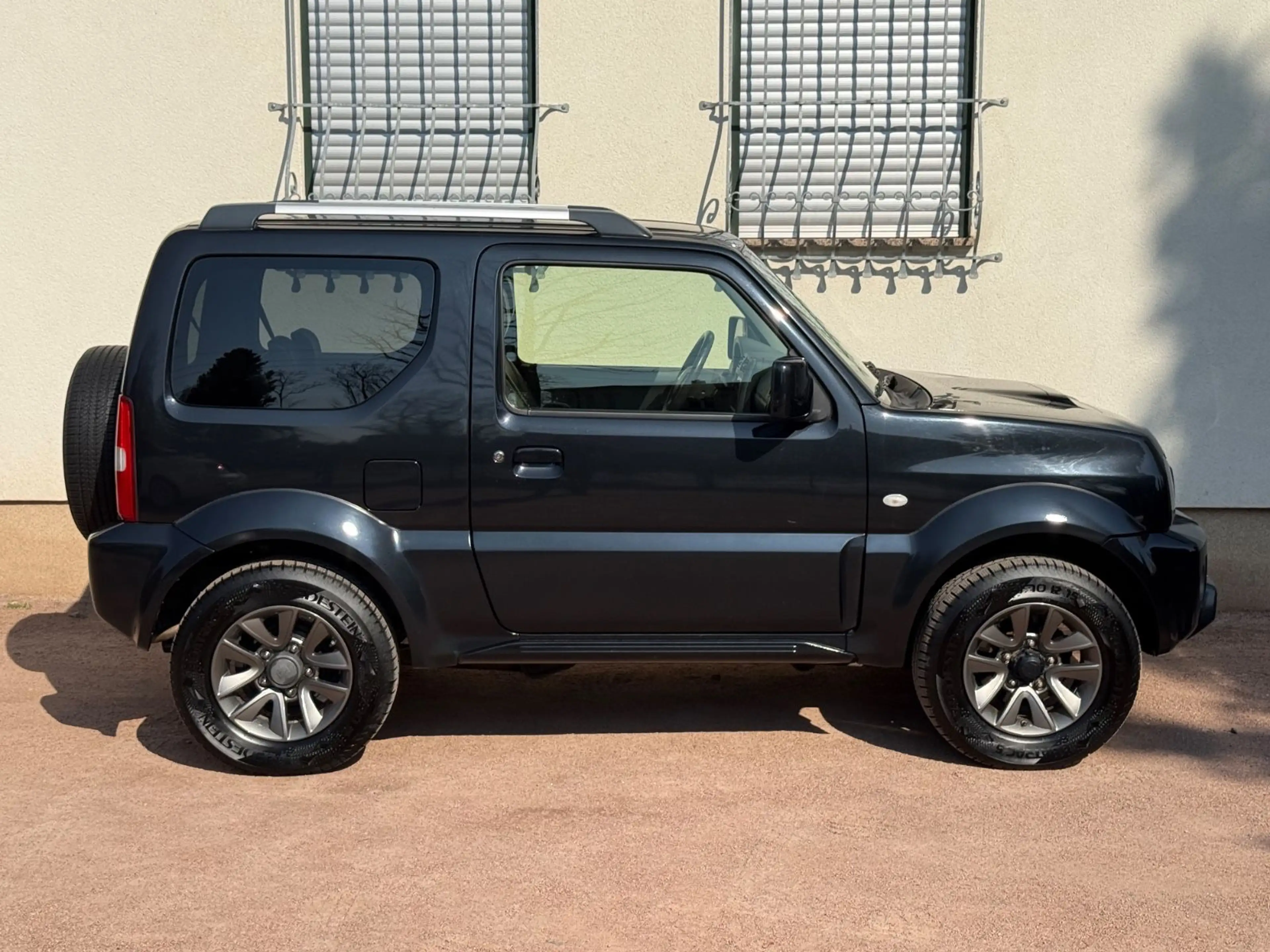 Suzuki Jimny FACELIFT STYLE 4x4 AHK LEDER KLIMA ALU TOP — photo 4