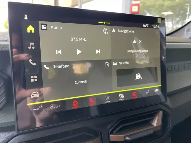 Dacia Duster view 11