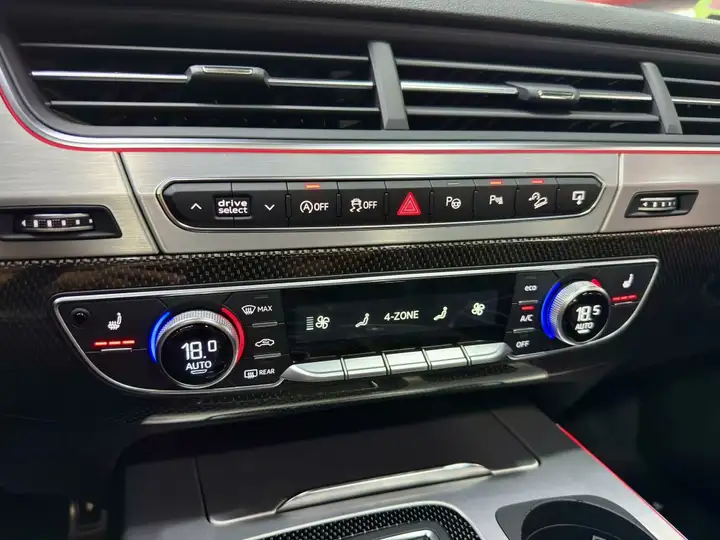 Audi SQ7 4.0 TDI quattro Tiptronic 2016, foto 21