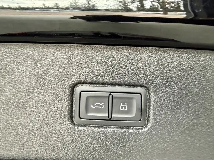 Audi SQ7 4.0 TDI quattro Tiptronic 2016, foto 39