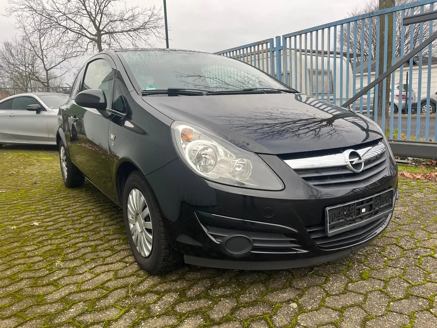 Opel Corsa Corsa D 1.4 Edition 111 Jahre, Klima, Noir - 2