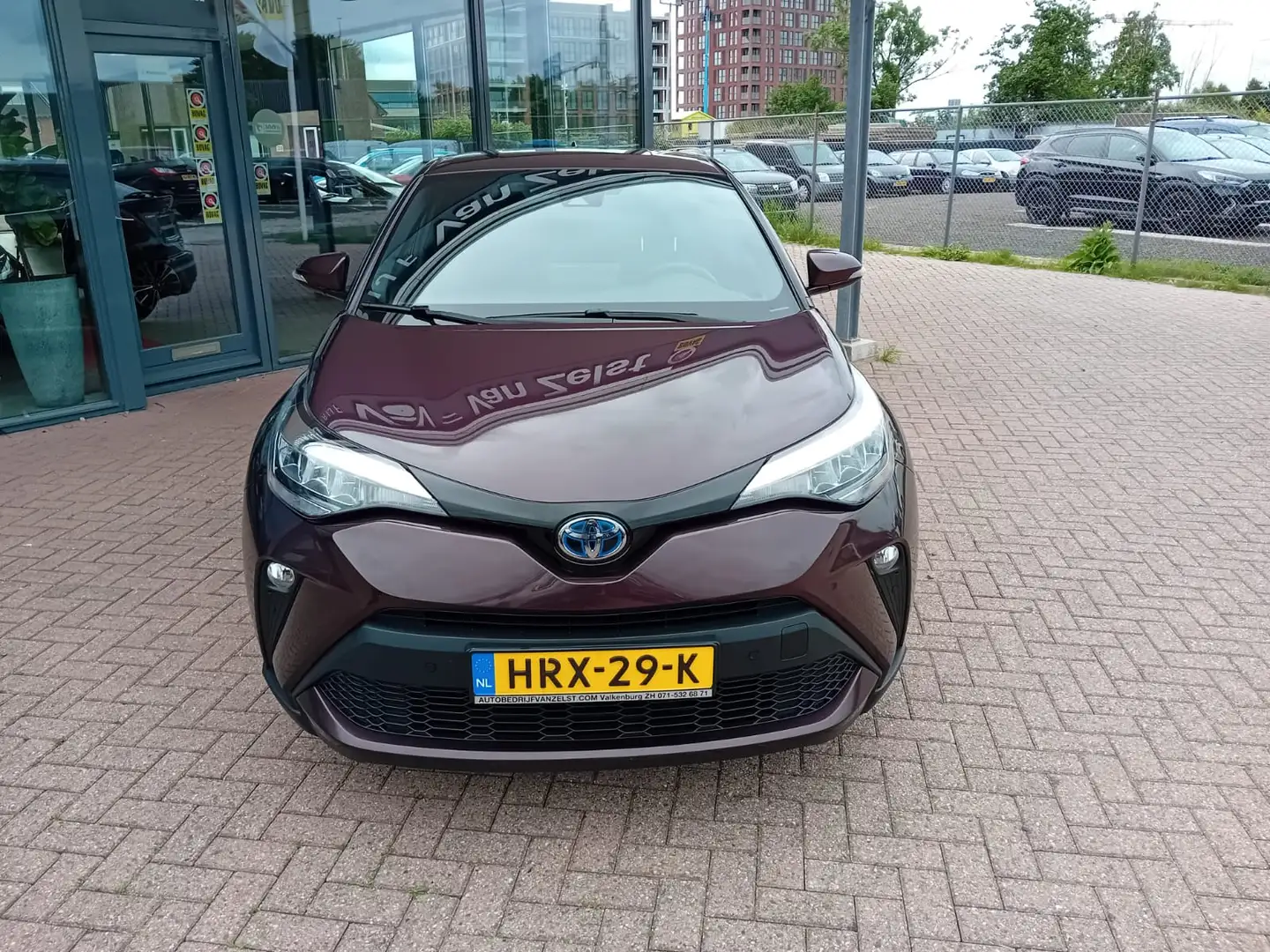 Toyota C-HR 1.8 Hybrid Dynamic Automaat, Airco(automatisch), C Mauve - 2