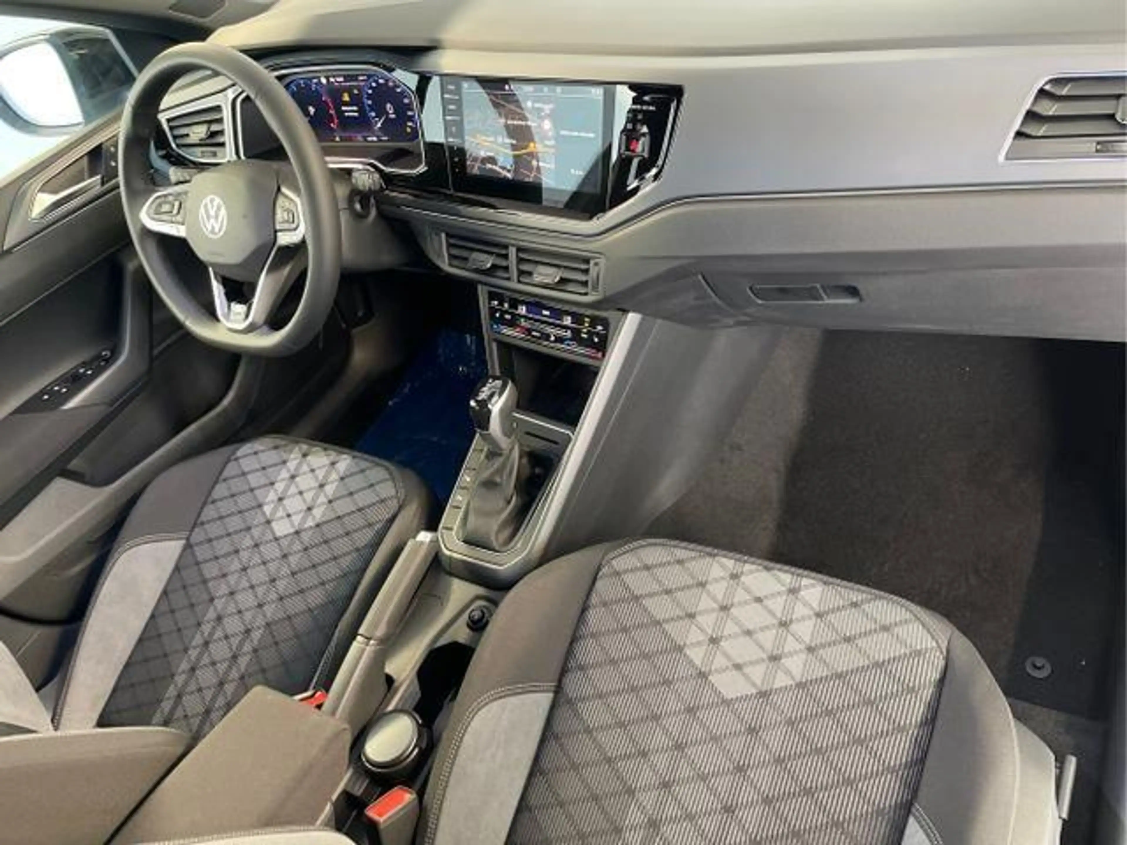 Volkswagen Taigo R-Line 150PS DSG GV5+NaviPro+Pano+Black+AHK+IQ.Dri — photo 13