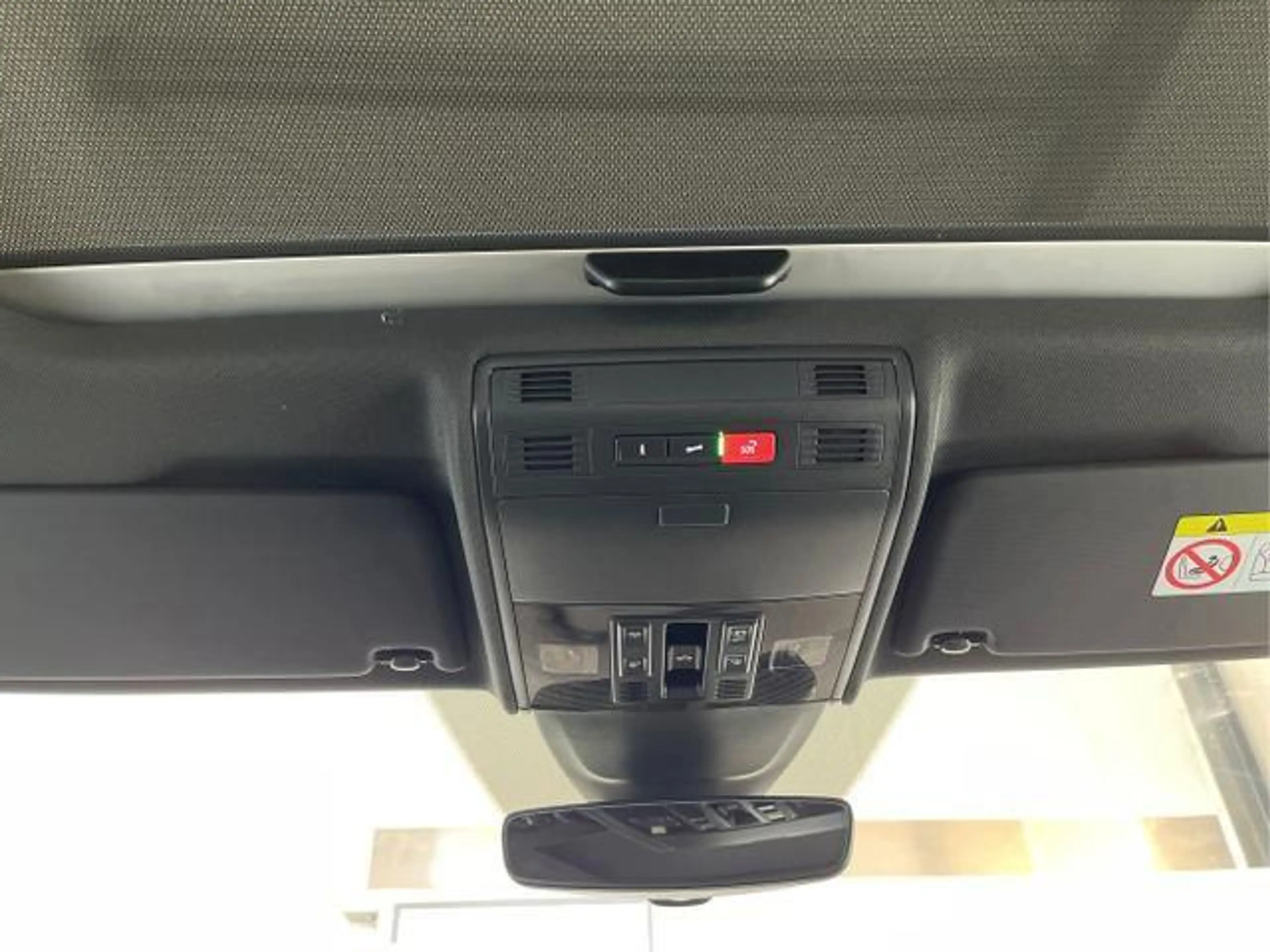 Volkswagen Taigo R-Line 150PS DSG GV5+NaviPro+Pano+Black+AHK+IQ.Dri — photo 12