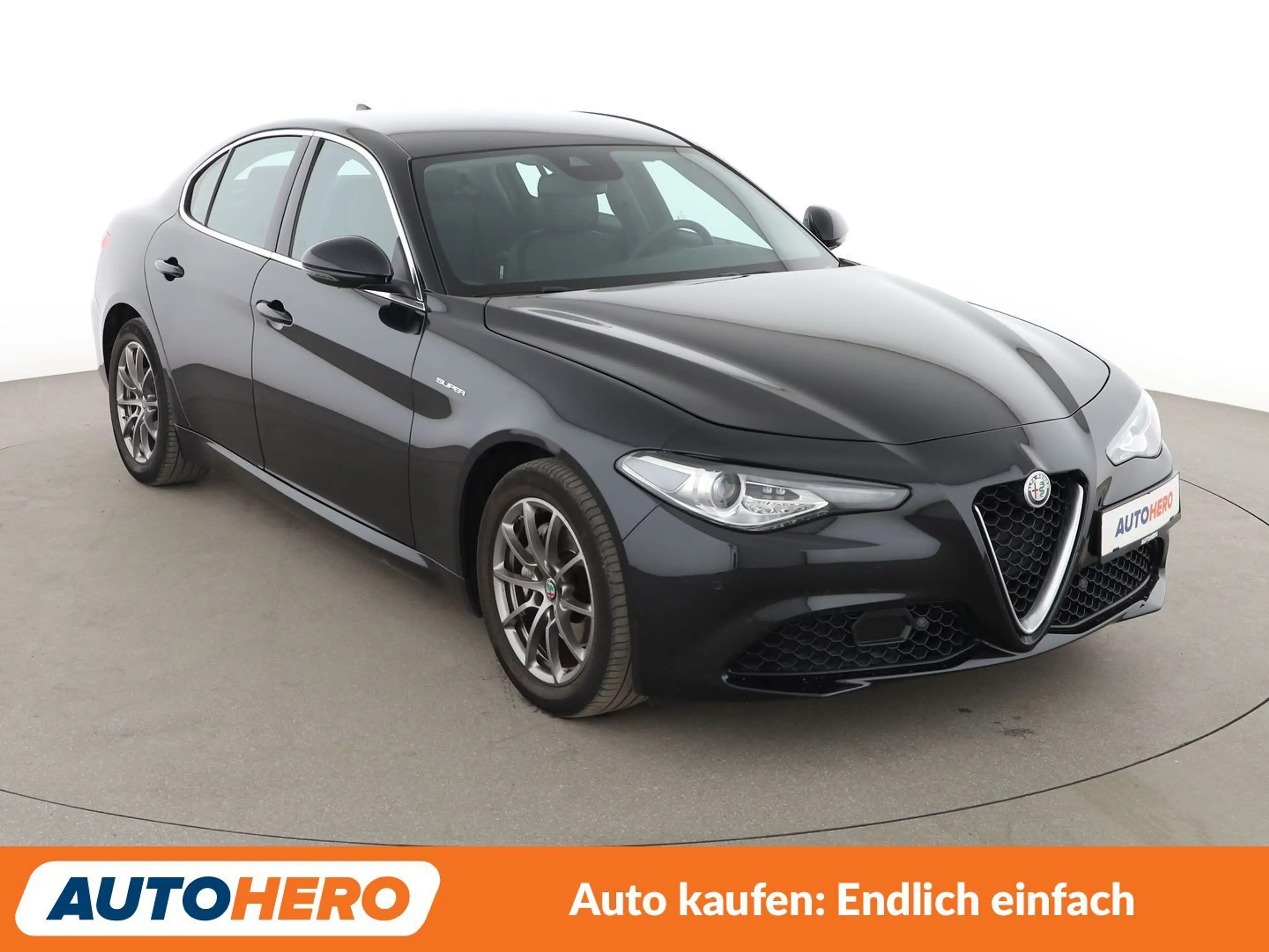 Alfa Romeo Giulia 2.2 JTDM Super Aut.*BiXENON*TEMPO*PDC*SHZ*LHZ*ALU* — photo 8