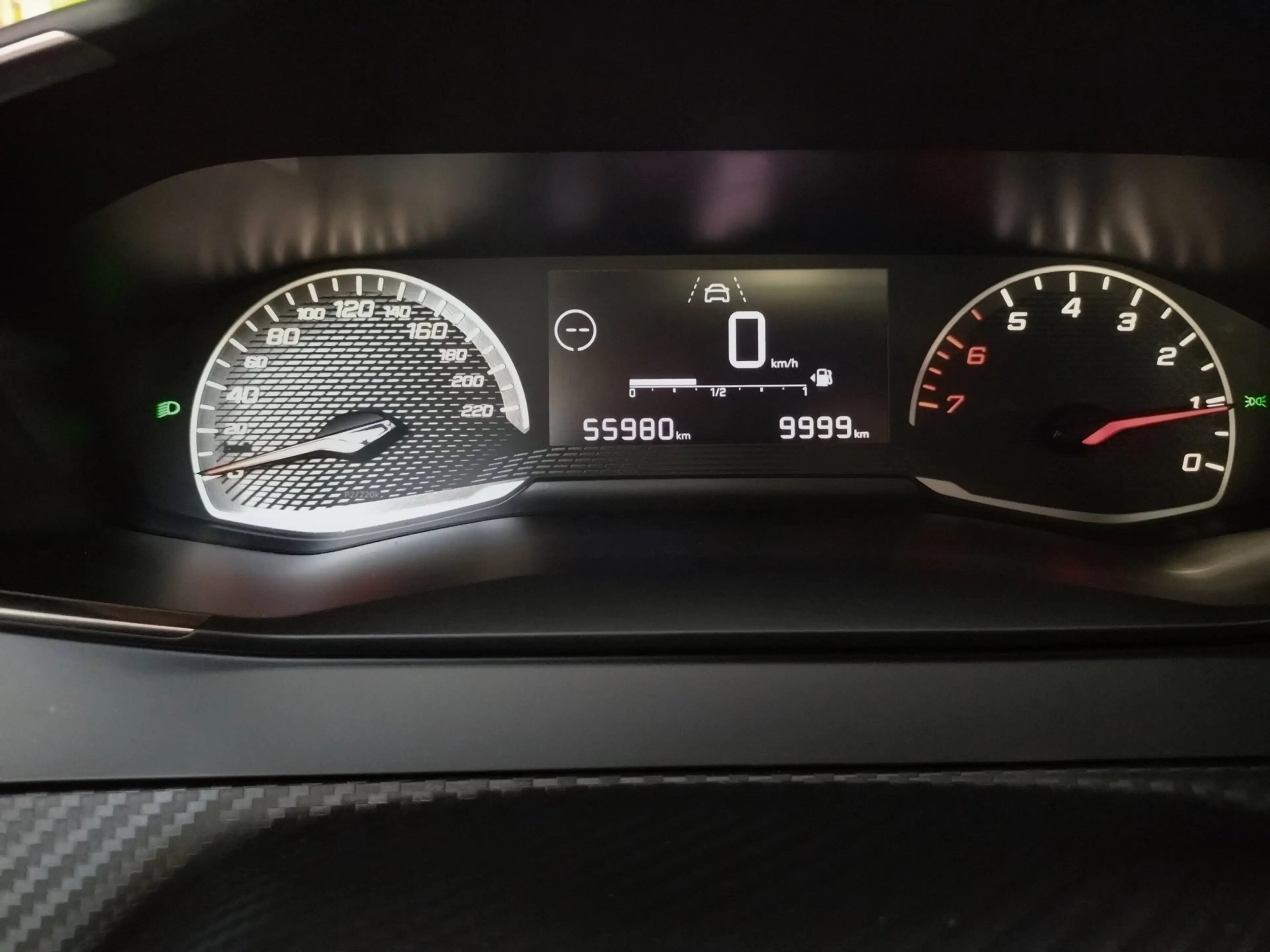 Peugeot 208 1.2 PureTech Active — photo 8