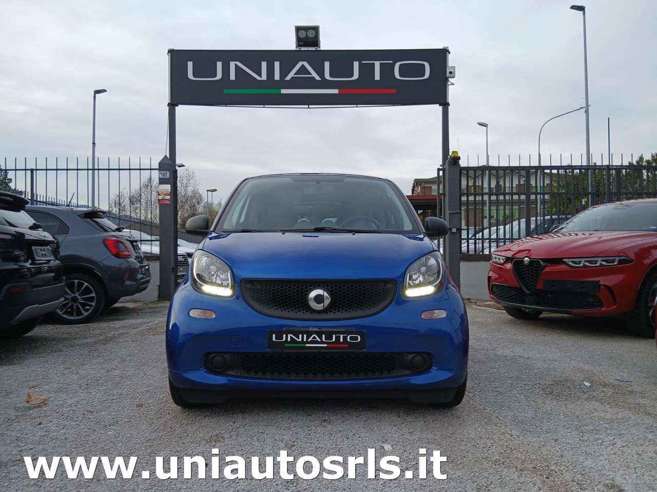 smart forTwo Fortwo 1.0 Youngster 61cv