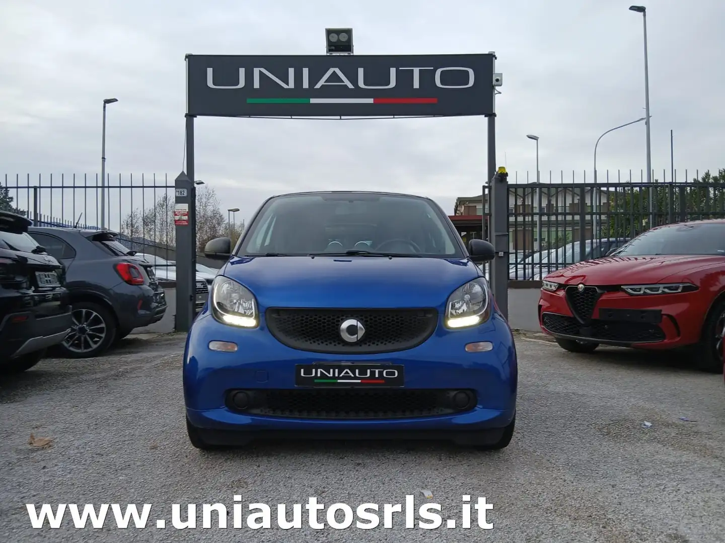 smart forTwo Fortwo 1.0 Youngster 61cv Azul - 1