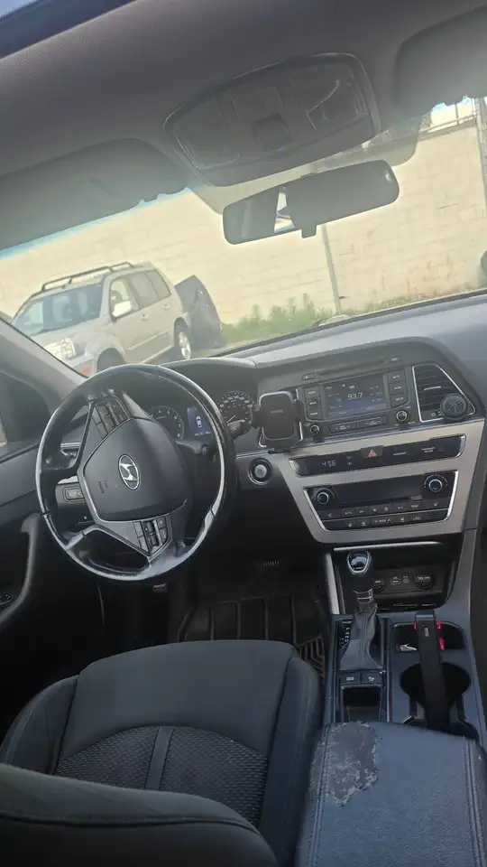 Hyundai SONATA снимка Hyundai SONATA
