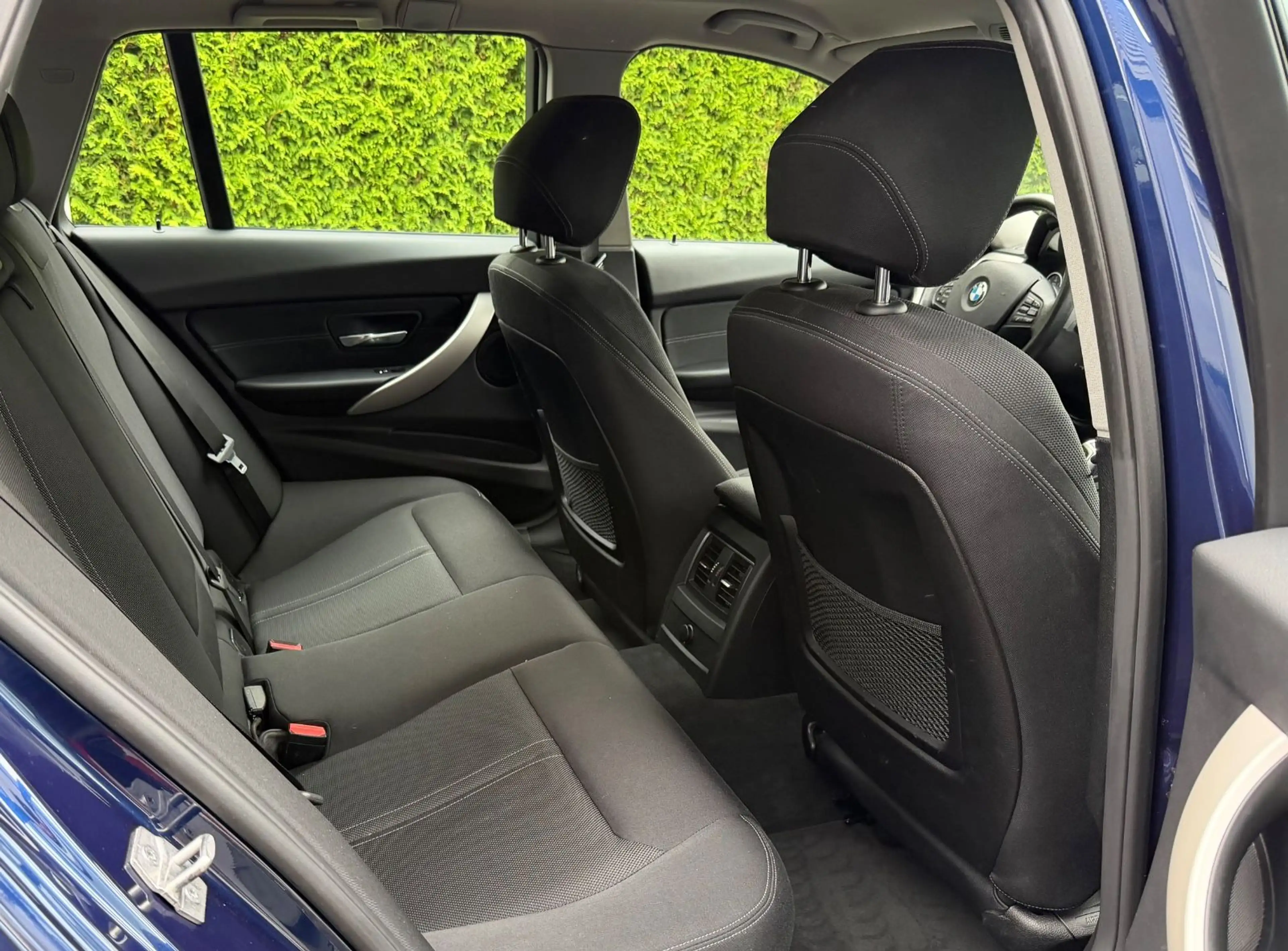 BMW 325 3 Touring 325 d Advantage/Head-up/ LED — photo 12