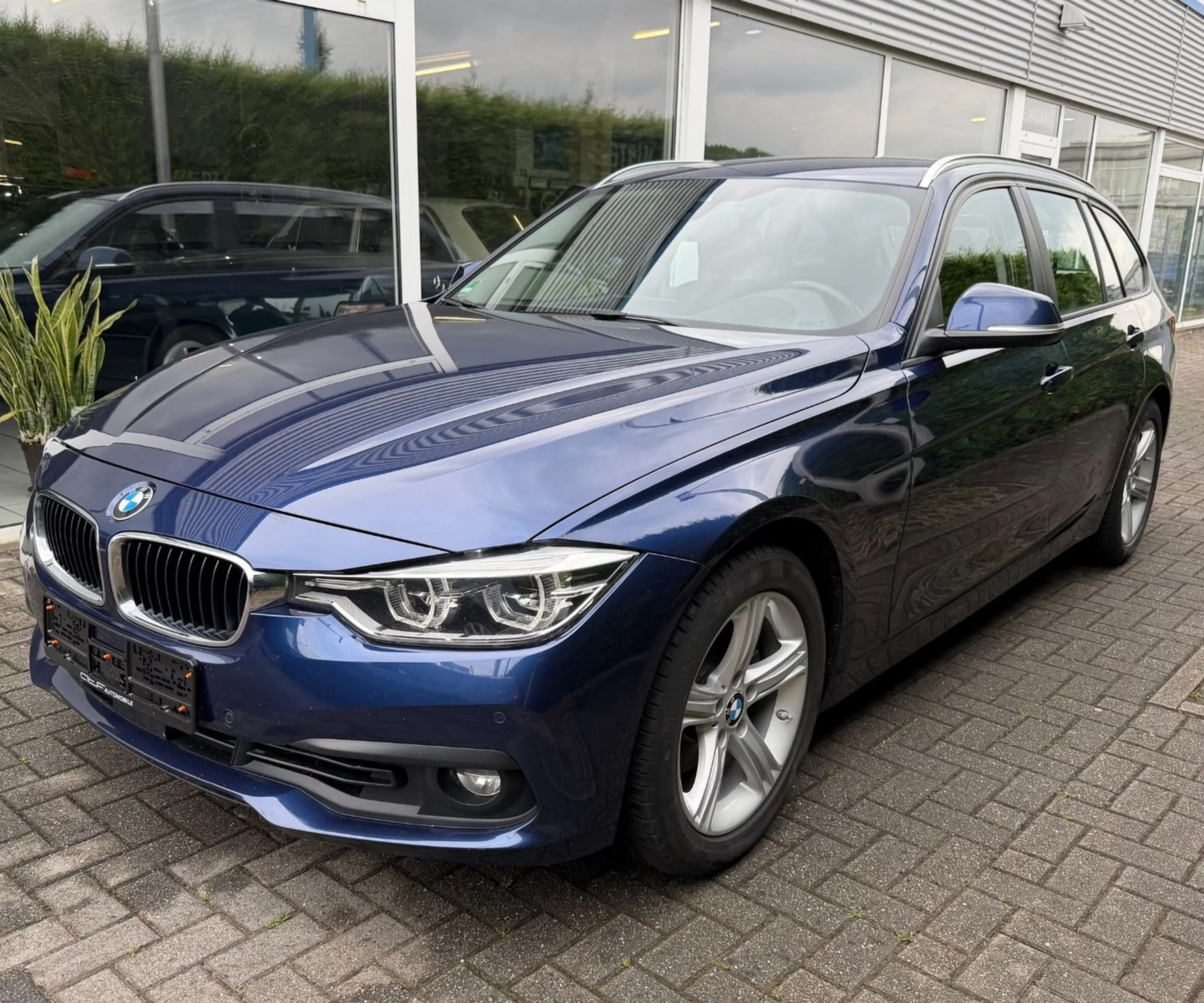 BMW 325 3 Touring 325 d Advantage/Head-up/ LED