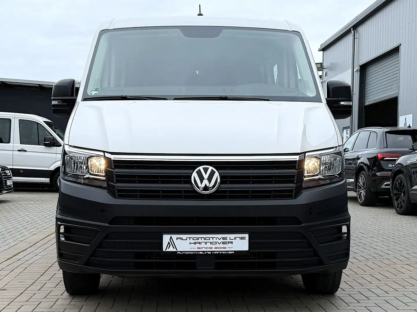 Volkswagen Crafter CRAFTER PLUS 2.0 TDI /MITTEL/7 SITZER/AHK/6GANG/ Weiß - 2