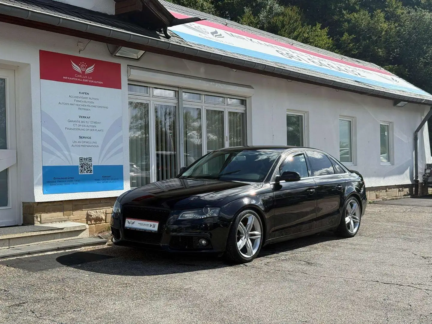 Audi A4 Ambiente Schwarz - 1