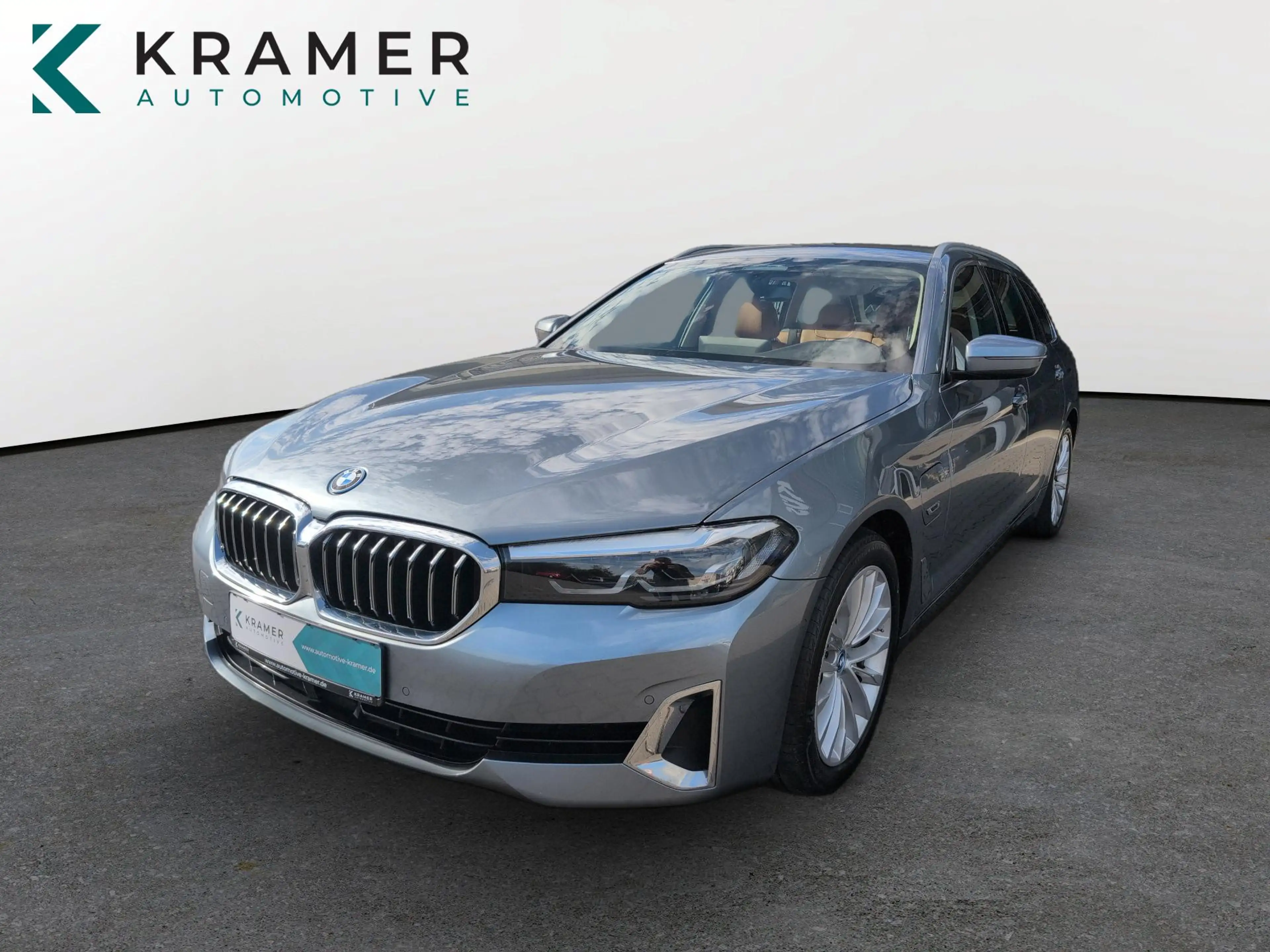 BMW 530 e T. Luxury Line LC-PROF+LEDER+AHK+LED+KAMER