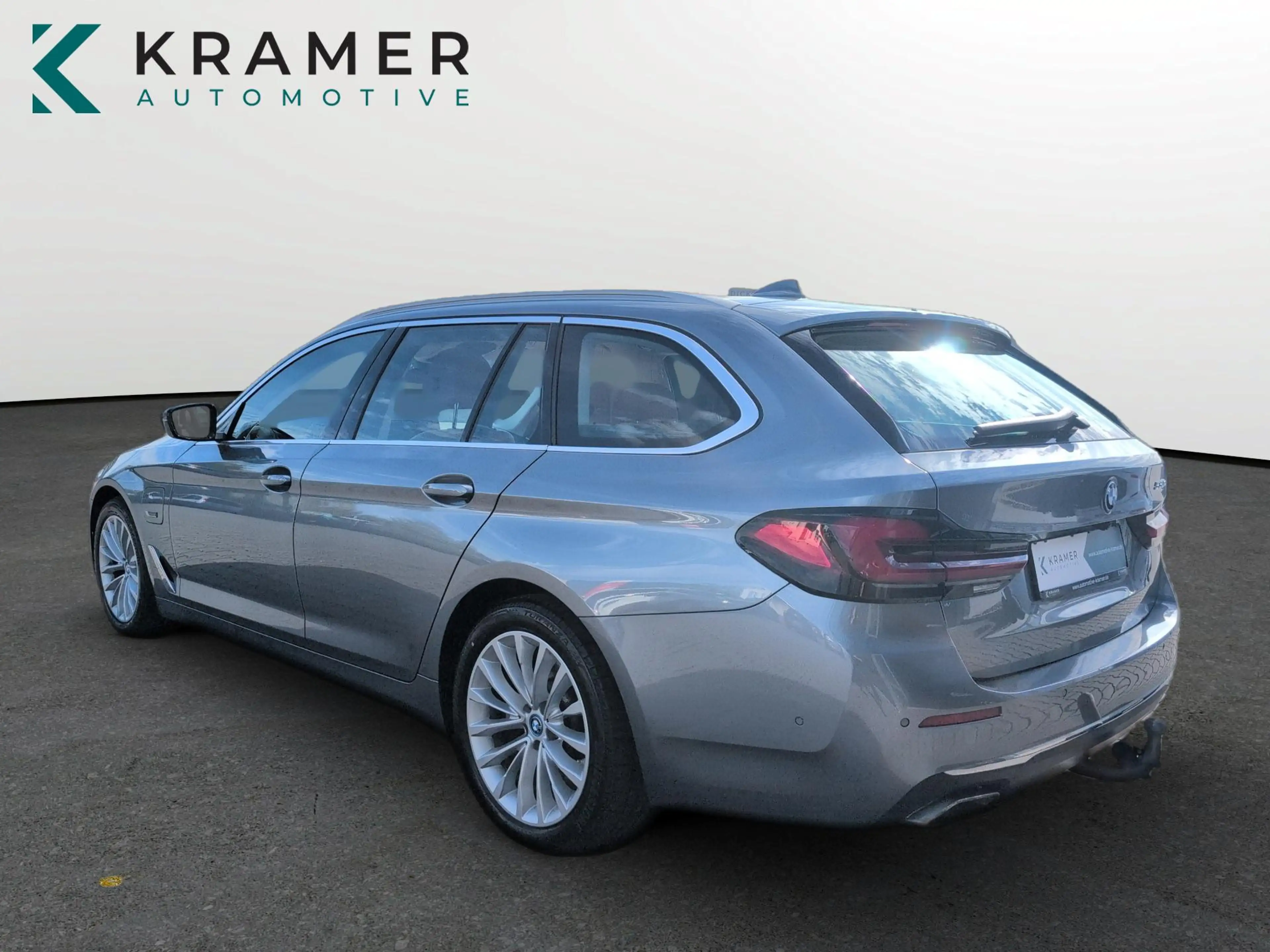 BMW 530 e T. Luxury Line LC-PROF+LEDER+AHK+LED+KAMER — photo 5