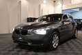 BMW 114 114i HATCH / GPS NAVIGATION / BLUETOOTH / PDC ! Grijs - thumbnail 3