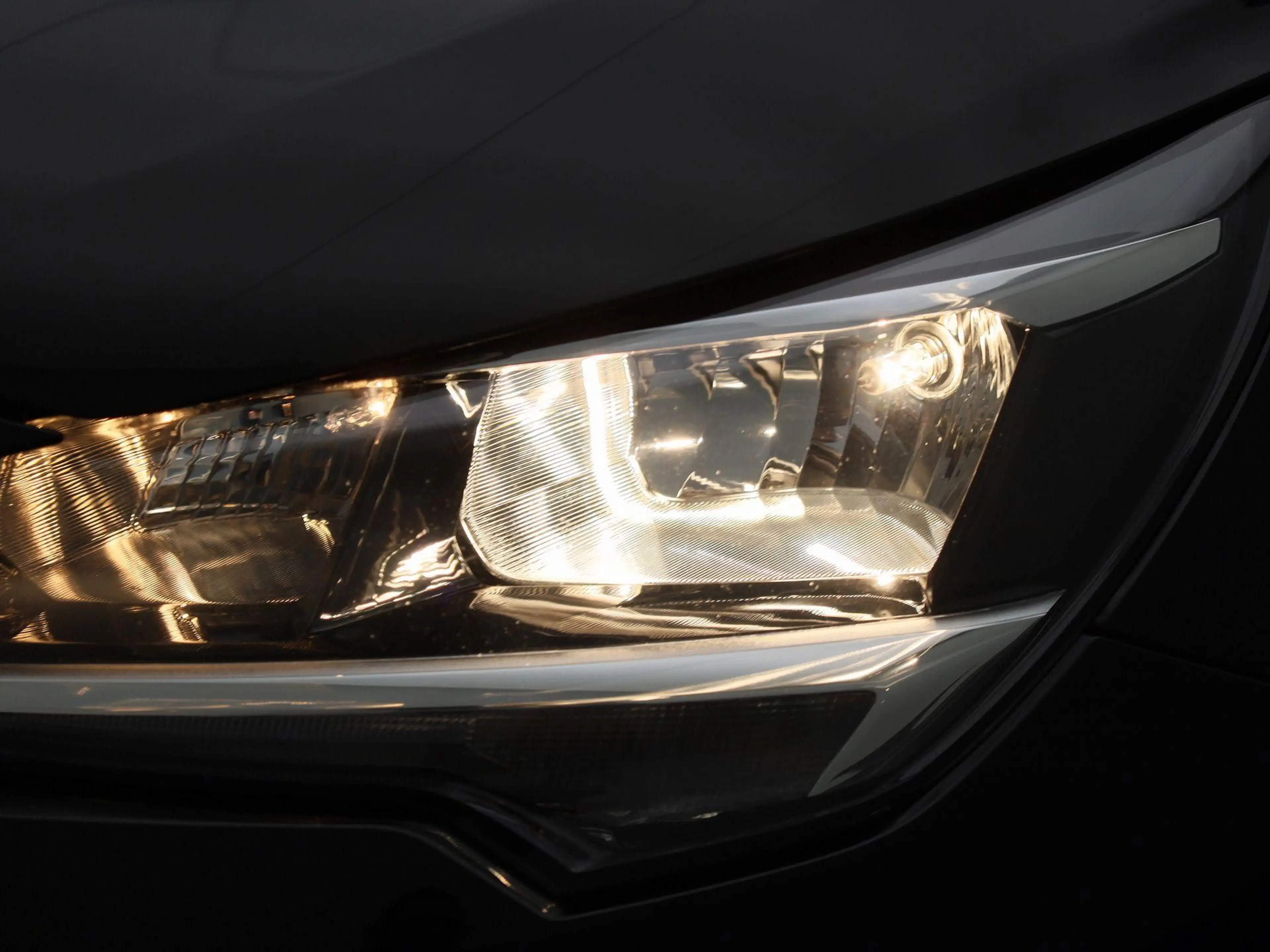 Opel Corsa 1.2 55kW S/S Edition NAVI | CARPLAY | PDC — photo 13