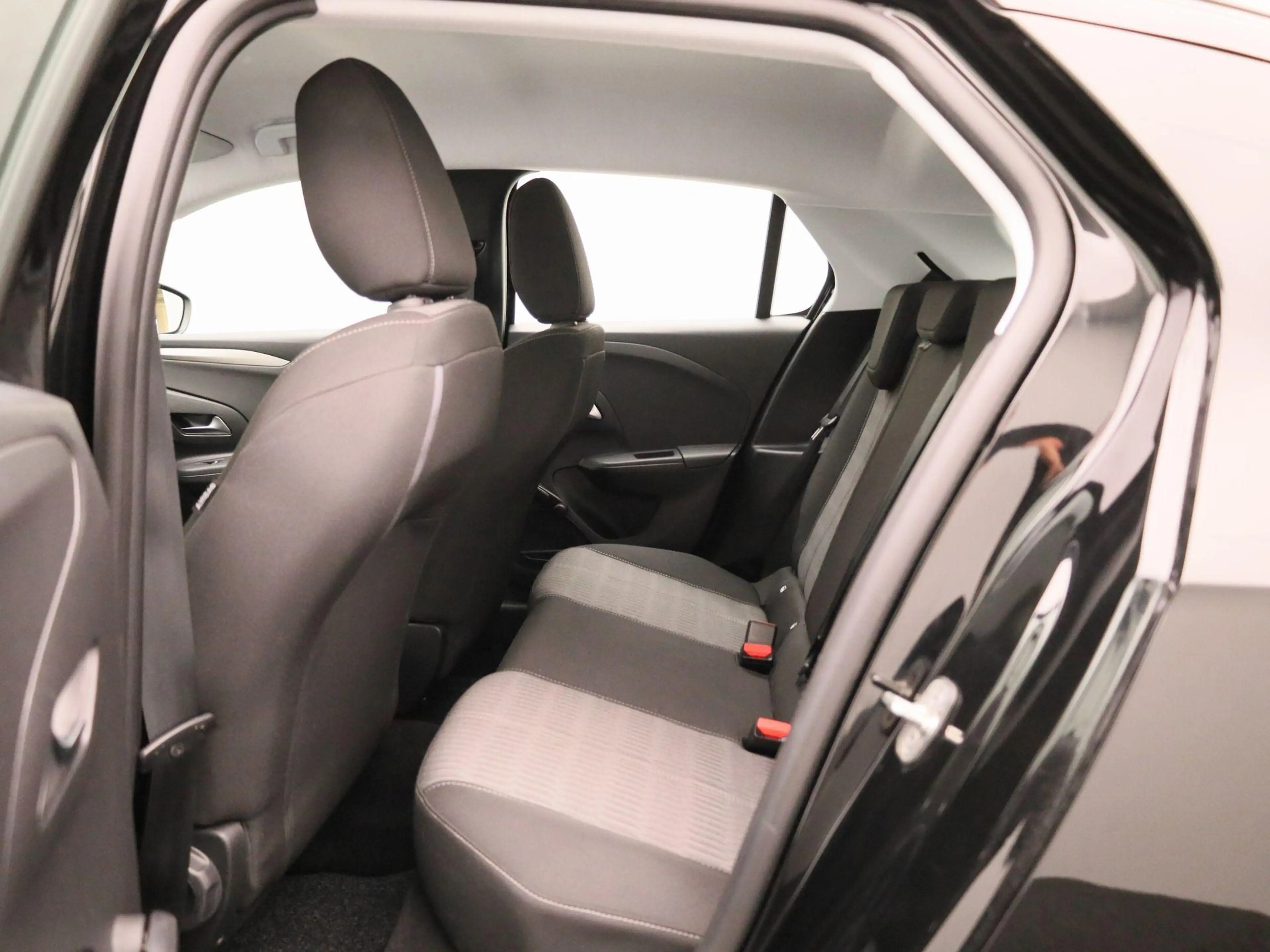 Opel Corsa 1.2 55kW S/S Edition NAVI | CARPLAY | PDC — photo 10