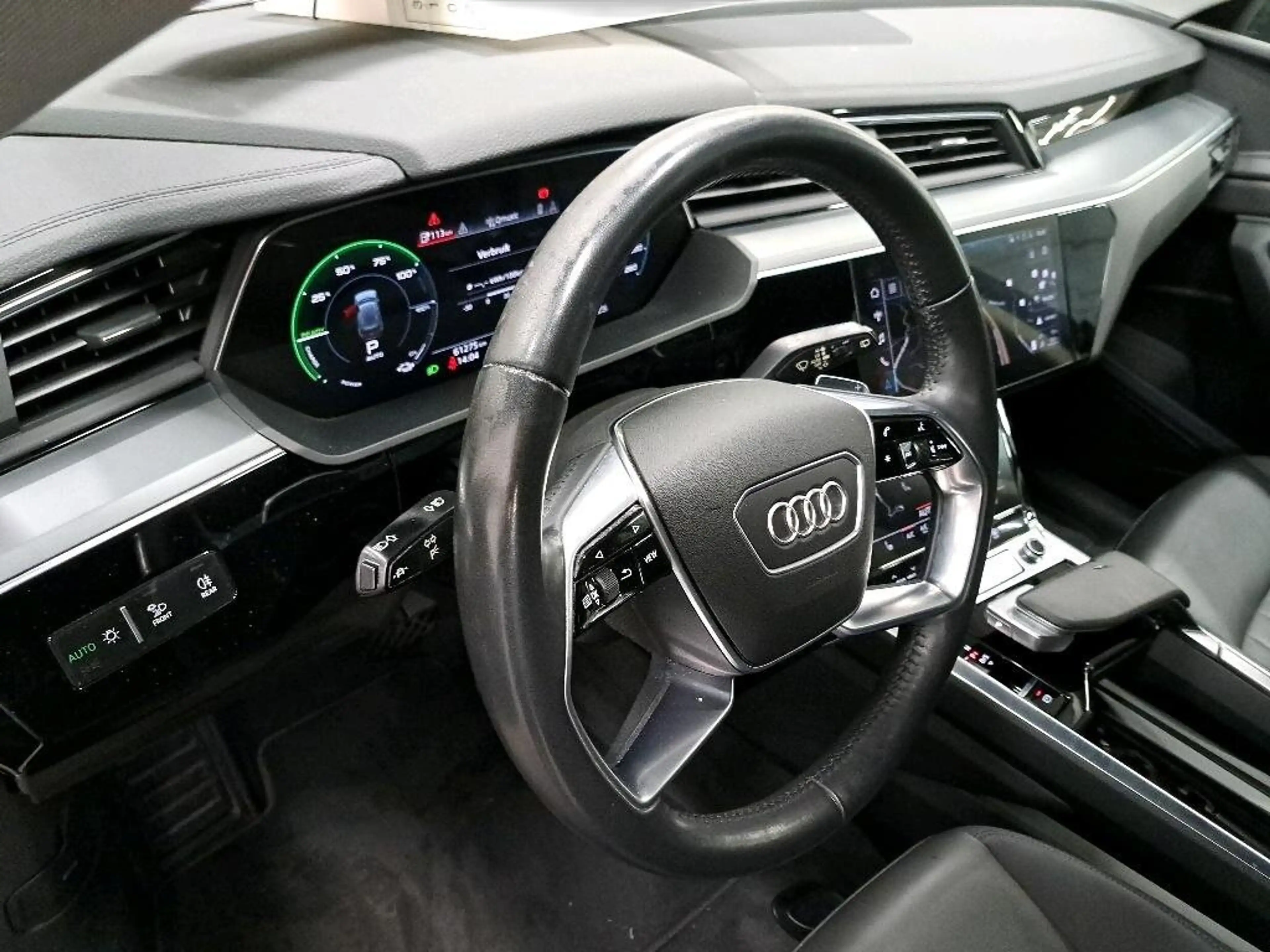 Audi e-tron 55 QUATTRO 408PK — photo 9