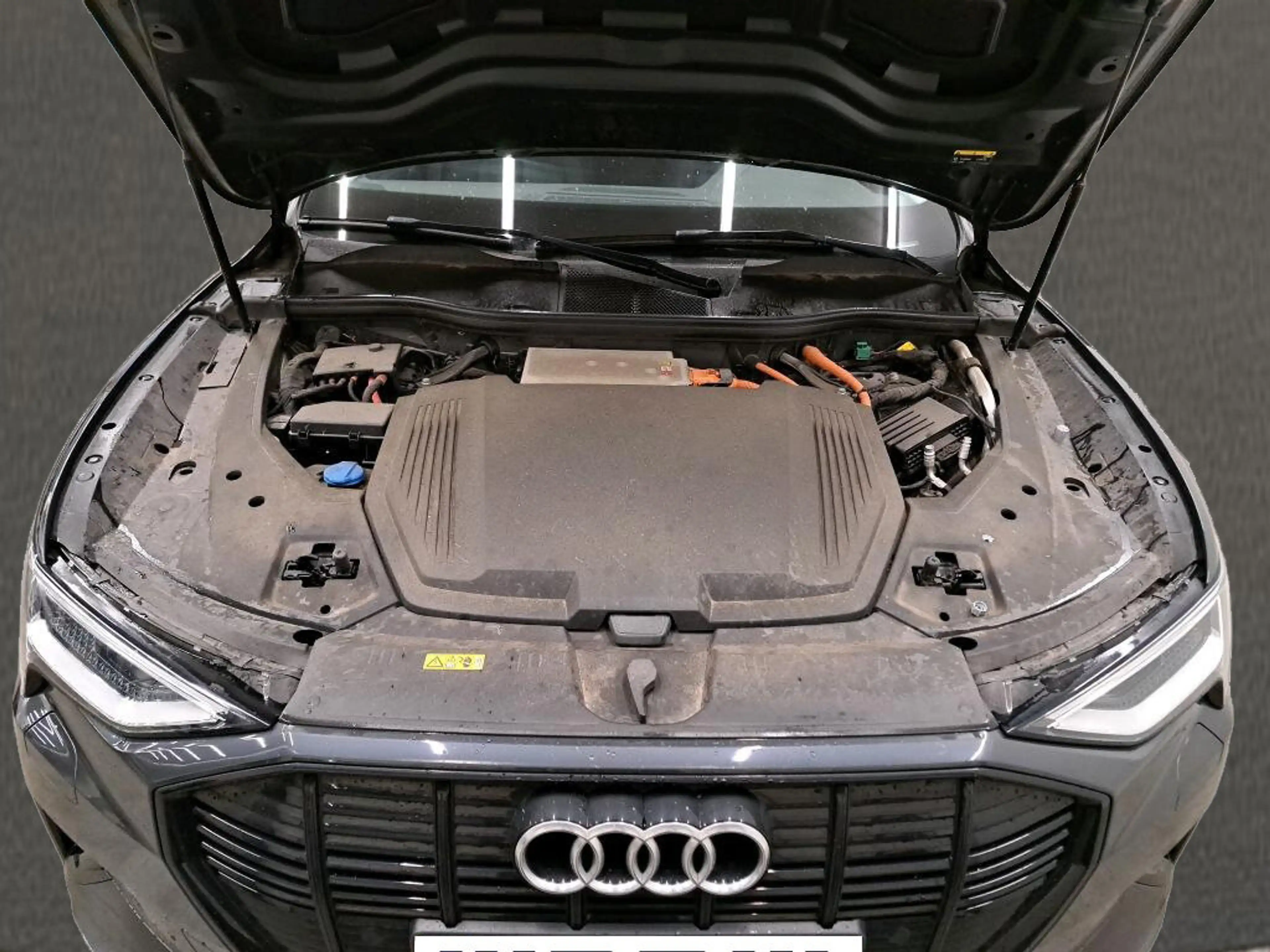 Audi e-tron 55 QUATTRO 408PK — photo 10