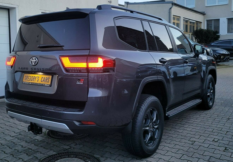 Toyota Land Cruiser 300 GAZOO Racing+SPORT+NEU+EU+415HP+TWIN+TURBO — photo 10