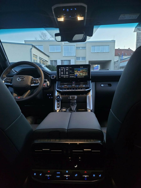 Toyota Land Cruiser 300 GAZOO Racing+SPORT+NEU+EU+415HP+TWIN+TURBO — photo 15