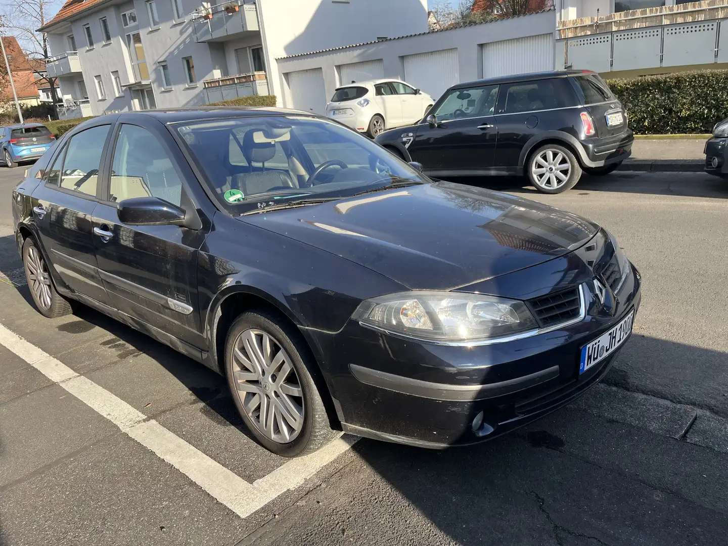 Renault Laguna 2.0 16V Aut. Initalie (TÜV Bis 12/27) - 1