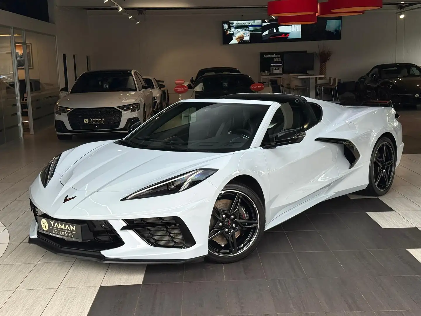 Corvette C8 Coupe Stingray 2LT Targa*LIFT*HuD*Dt.Fzg Weiß - 1