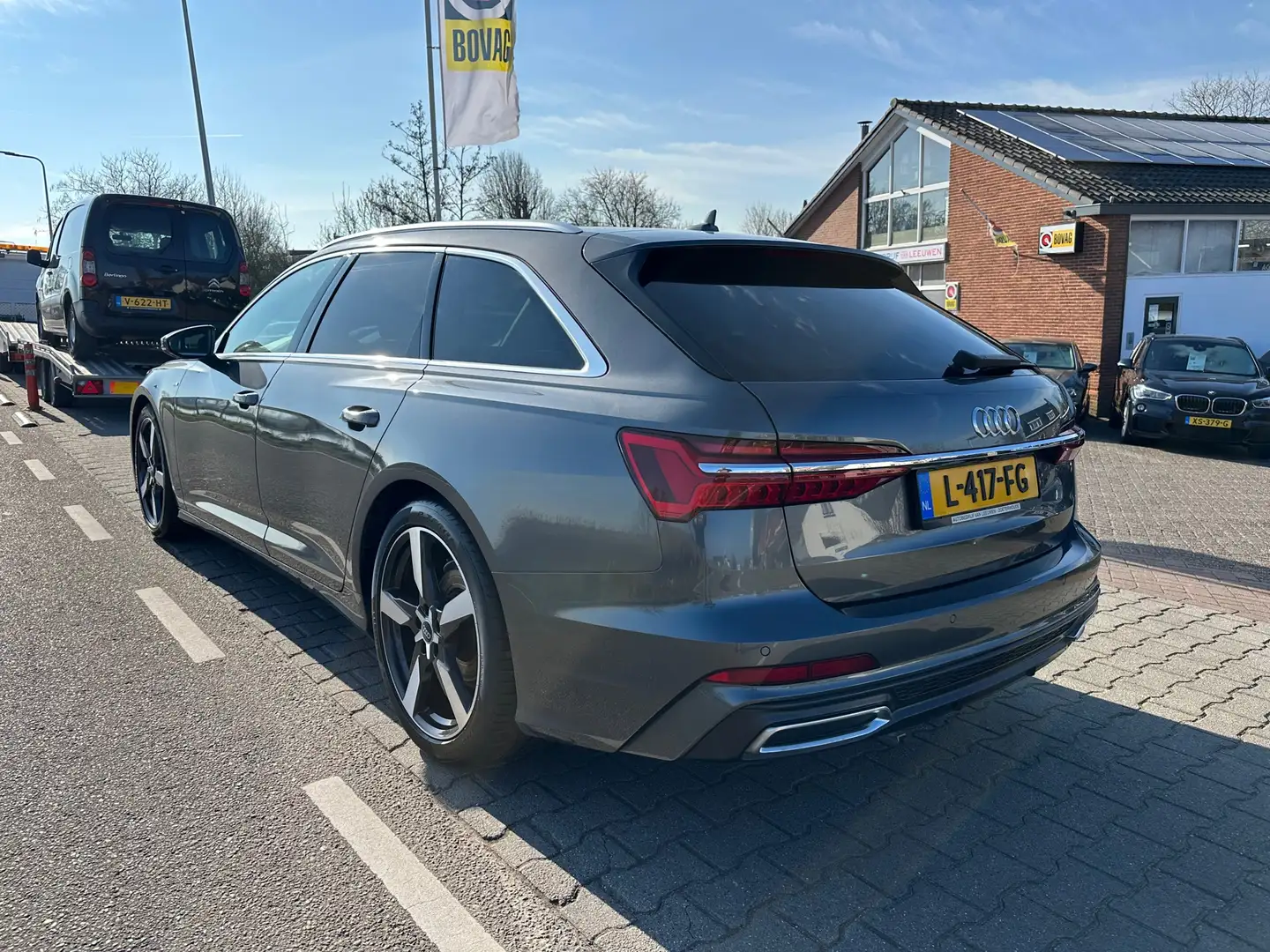 Audi A6 Avant 40 TFSI 2x S-line, Panorama, Camera, Carplay Grijs - 2