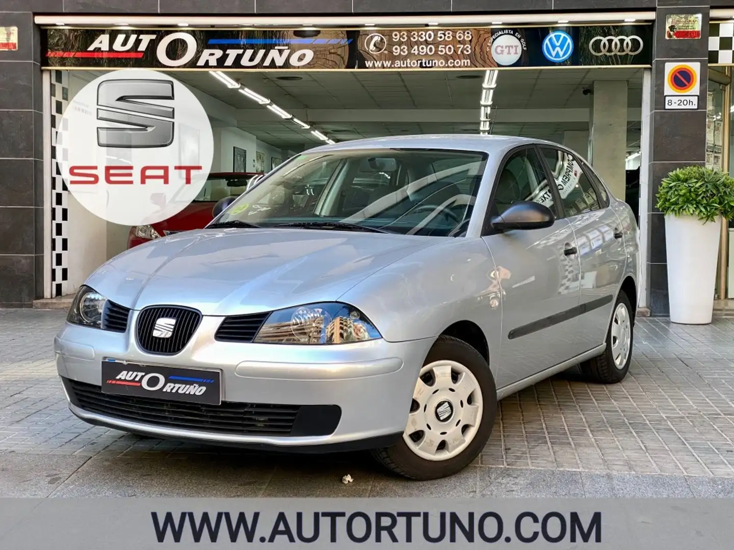SEAT Cordoba 1.4 16 Stella 75 Plateado - 1